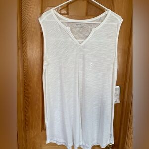 NWT Women’s Eddie Bauer White Sleeveless Top